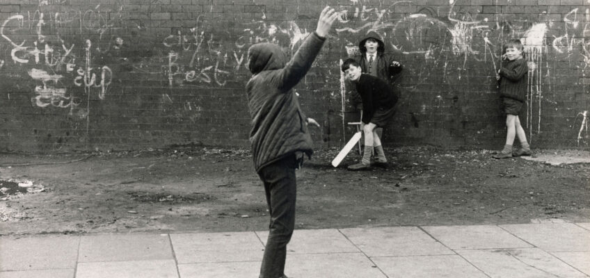 Shirley Baker photo of children playing cricket